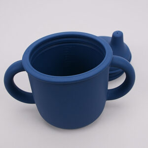 MIMIO Silikonový hrneček s pítkem