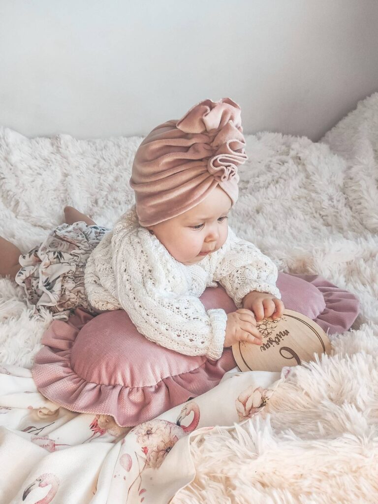 MIMIO Polštářek HEART s volánkem VELVET - Khaki